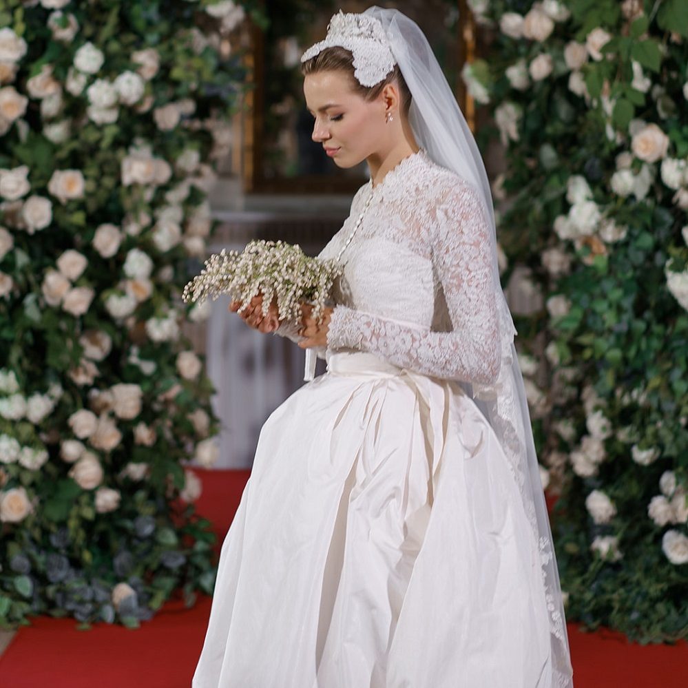 grace kelly wedding dress