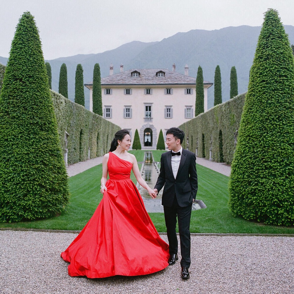 red wedding dress