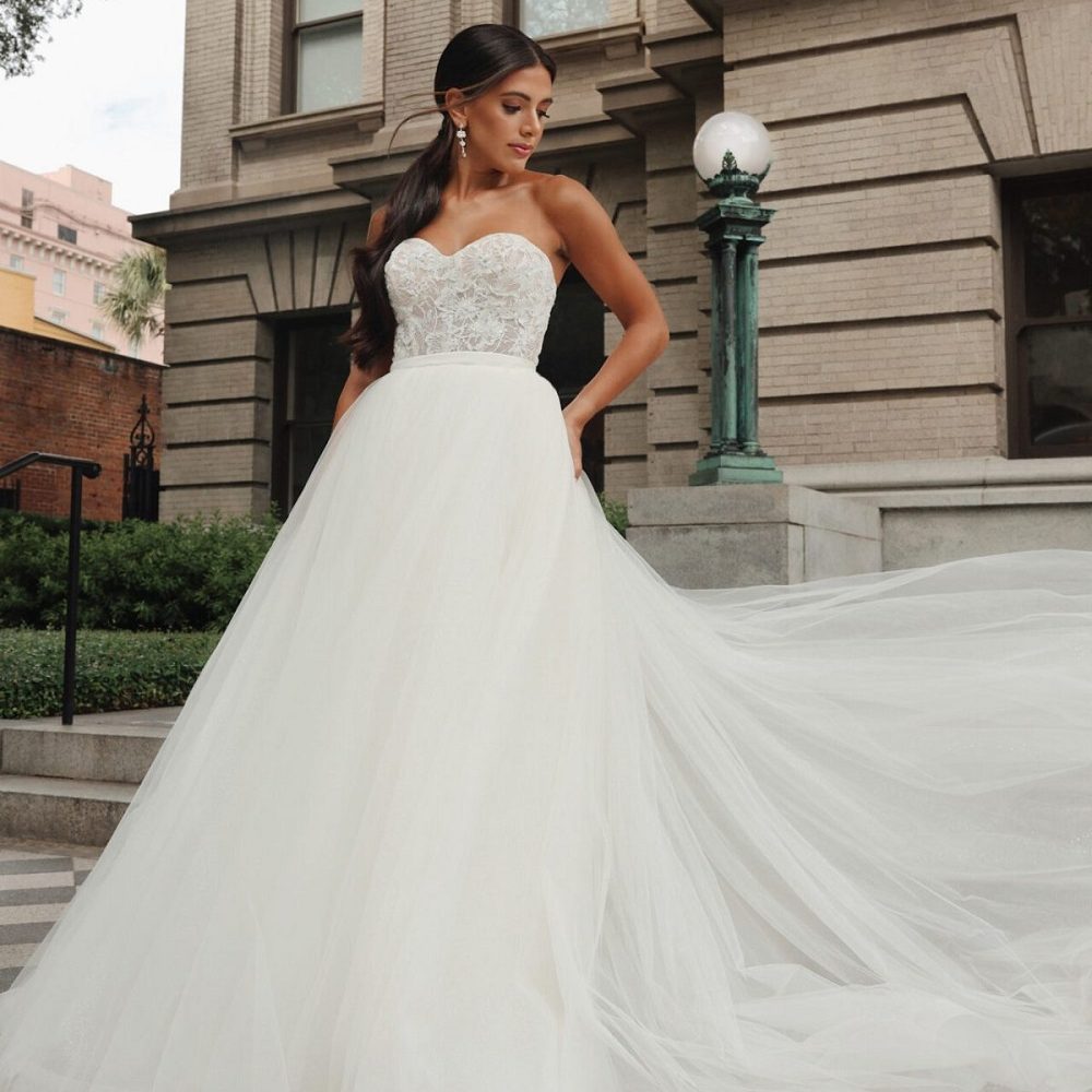 tulle wedding dress