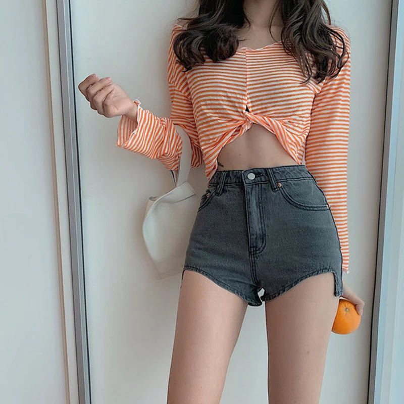 booty shorts and crop top